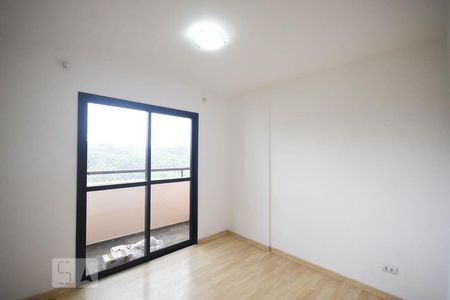 Sala de apartamento para alugar com 3 quartos, 70m² em Jardim Ampliação, São Paulo