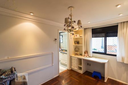 Apartamento à venda com 340m², 4 quartos e 4 vagasSuíte 2