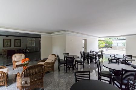 Apartamento à venda com 340m², 4 quartos e 4 vagasSalão de festas