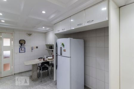Apartamento à venda com 340m², 4 quartos e 4 vagasCozinha