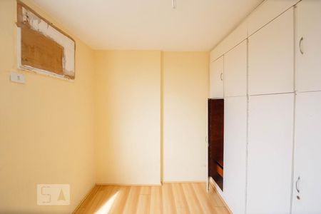 Quarto 2 de apartamento para alugar com 2 quartos, 58m² em Barra da Tijuca, Rio de Janeiro