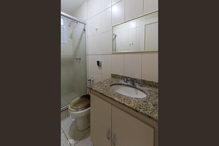 Apartamento para alugar com 200m², 4 quartos e 2 vagas Apartamento para alugar com 200m², 4 quartos e 2 vagasBanheiro Corredor