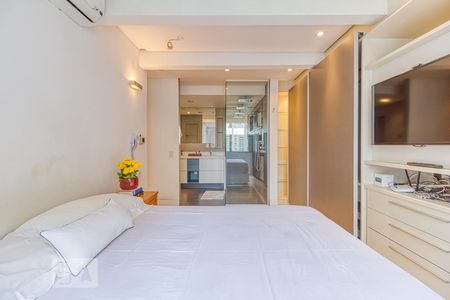 Apartamento à venda com 140m², 3 quartos e 1 vaga Apartamento à venda com 140m², 3 quartos e 1 vagaSuíte