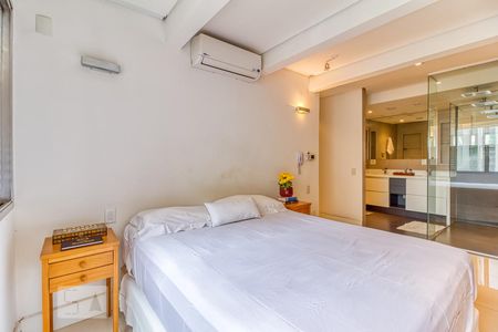 Apartamento à venda com 140m², 3 quartos e 1 vaga Apartamento à venda com 140m², 3 quartos e 1 vagaSuíte