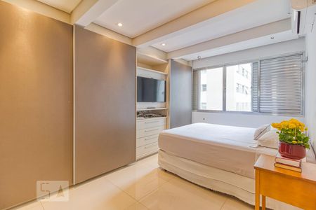 Apartamento à venda com 140m², 3 quartos e 1 vaga Apartamento à venda com 140m², 3 quartos e 1 vagaSuíte