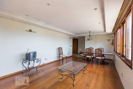 Sala de apartamento para alugar com 3 quartos, 230m² em Jardim do Salso, Porto Alegre