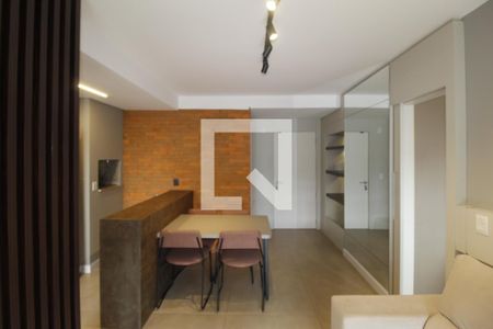 Sala de apartamento para alugar com 1 quarto, 52m² em Petrópolis, Porto Alegre