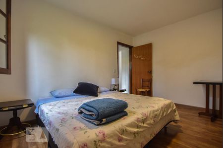 Casa à venda com 750m², 4 quartos e 2 vagasSuíte 02