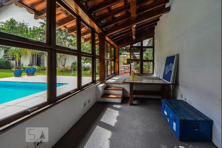 Casa à venda com 750m², 4 quartos e 2 vagasEscriório Externo