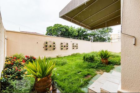 Apartamento à venda com 45m², 2 quartos e 1 vaga Apartamento à venda com 45m², 2 quartos e 1 vagaQuintal