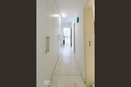 Apartamento para alugar com 192m², 2 quartos e 1 vaga Apartamento para alugar com 192m², 2 quartos e 1 vagaCorredor
