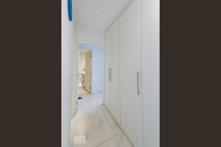 Apartamento para alugar com 192m², 2 quartos e 1 vaga Apartamento para alugar com 192m², 2 quartos e 1 vagaCorredor