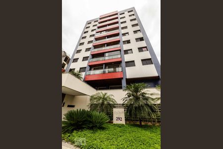 Apartamento para alugar com 83m², 3 quartos e 1 vaga Apartamento para alugar com 83m², 3 quartos e 1 vagaFachada