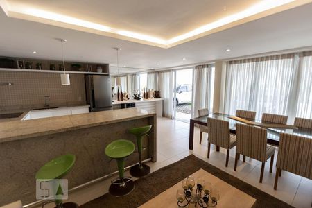 Apartamento à venda com 85m², 2 quartos e 1 vagaSalão gourmet