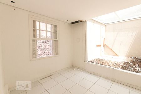 Casa à venda com 140m², 3 quartos e 2 vagasEscritório 