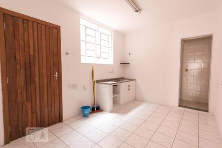 Casa à venda com 140m², 3 quartos e 2 vagasCozinha 