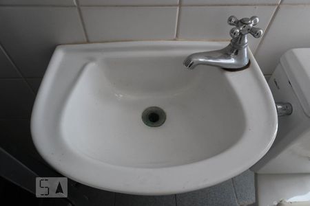 Apartamento para alugar com 98m², 3 quartos e 1 vaga Apartamento para alugar com 98m², 3 quartos e 1 vagaBanheiro de Serviço