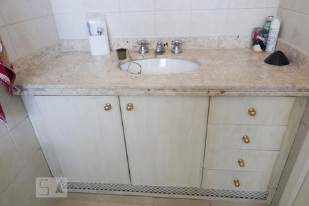 Apartamento para alugar com 98m², 3 quartos e 1 vaga Apartamento para alugar com 98m², 3 quartos e 1 vagaBanheiro - Suíte