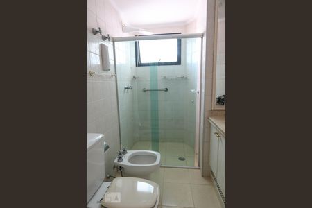 Banheiro de apartamento para alugar com 3 quartos, 98m² em Jardim Messina, Jundiaí