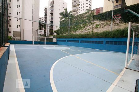 Apartamento à venda com 238m², 4 quartos e 3 vagasQuadra