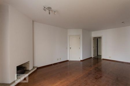 Sala de apartamento à venda com 2 quartos, 150m² em Vila Suzana, São Paulo