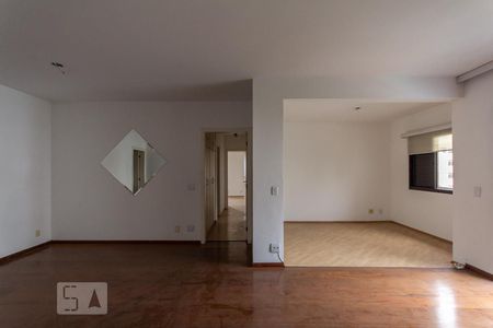 Sala de apartamento à venda com 2 quartos, 150m² em Vila Suzana, São Paulo