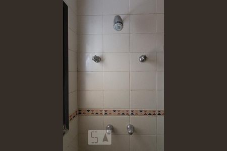 Banheiro de apartamento à venda com 2 quartos, 150m² em Vila Suzana, São Paulo