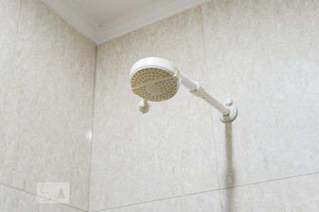 Casa à venda com 170m², 3 quartos e sem vagaBanheiro 1 chuveiro