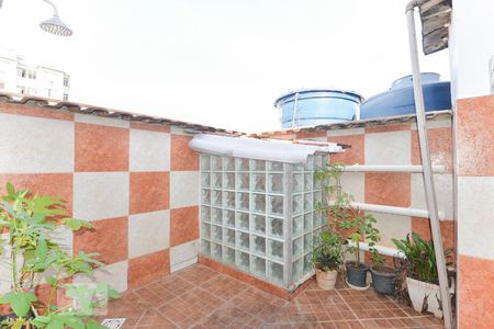 Casa à venda com 170m², 3 quartos e sem vagaCobertura 