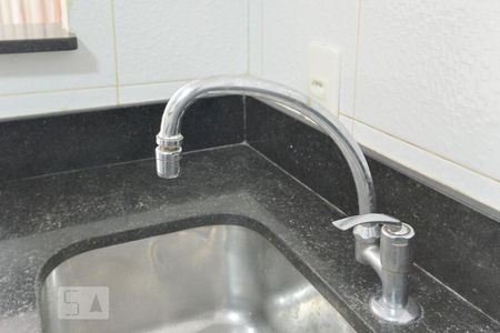 Casa à venda com 170m², 3 quartos e sem vagaCozinha torneira