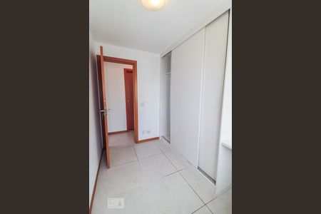 Apartamento à venda com 86m², 3 quartos e 2 vagas Apartamento à venda com 86m², 3 quartos e 2 vagasQuarto 01