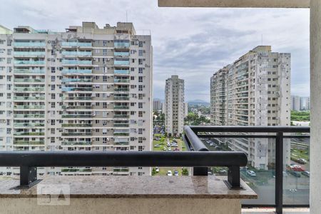 Apartamento à venda com 86m², 3 quartos e 2 vagas Apartamento à venda com 86m², 3 quartos e 2 vagasVista Quarto 02