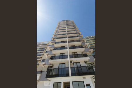 Apartamento à venda com 86m², 3 quartos e 2 vagas Apartamento à venda com 86m², 3 quartos e 2 vagasFachada