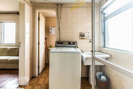 Apartamento à venda com 80m², 3 quartos e 1 vagaÁrea de serviço