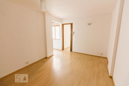 Sala de apartamento para alugar com 1 quarto, 45m² em Barra Funda, São Paulo