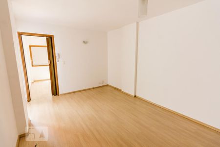 Sala de apartamento para alugar com 1 quarto, 45m² em Barra Funda, São Paulo