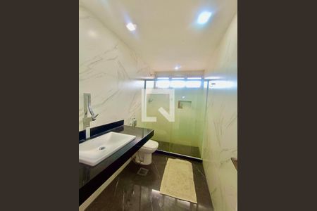 Apartamento à venda com 280m², 4 quartos e 3 vagas Apartamento à venda com 280m², 4 quartos e 3 vagasSuíte 2 banheiro