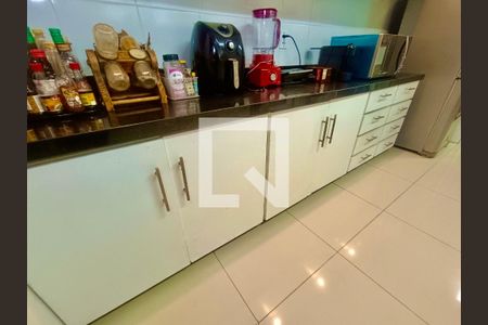 Apartamento à venda com 280m², 4 quartos e 3 vagas Apartamento à venda com 280m², 4 quartos e 3 vagasCopa / Cozinha