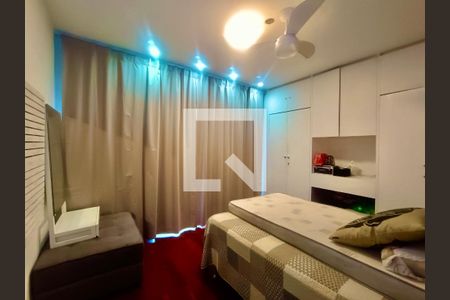 Apartamento à venda com 280m², 4 quartos e 3 vagas Apartamento à venda com 280m², 4 quartos e 3 vagasSuíte 2