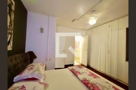 Apartamento à venda com 280m², 4 quartos e 3 vagas Apartamento à venda com 280m², 4 quartos e 3 vagasSuíte 1