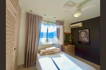 Apartamento à venda com 280m², 4 quartos e 3 vagas Apartamento à venda com 280m², 4 quartos e 3 vagasQuarto 2