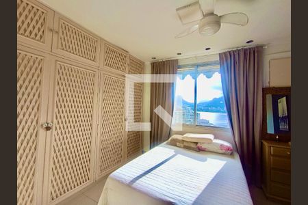 Apartamento à venda com 280m², 4 quartos e 3 vagas Apartamento à venda com 280m², 4 quartos e 3 vagasQuarto 2