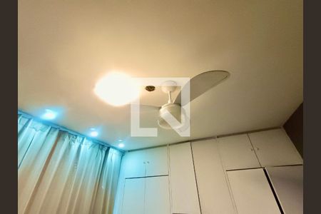 Apartamento à venda com 280m², 4 quartos e 3 vagas Apartamento à venda com 280m², 4 quartos e 3 vagasSuíte 2