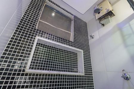 Apartamento à venda com 50m², 2 quartos e 1 vaga Apartamento à venda com 50m², 2 quartos e 1 vagaBanheiro Social