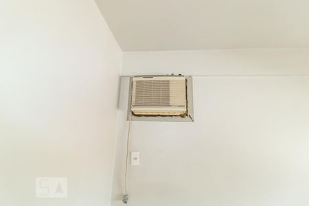 Apartamento à venda com 95m², 3 quartos e 1 vagaQuarto 02