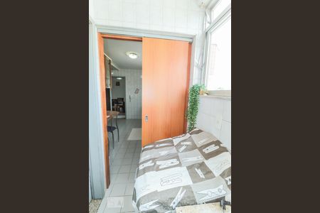 Apartamento à venda com 95m², 3 quartos e 1 vagaÁrea de Serviço