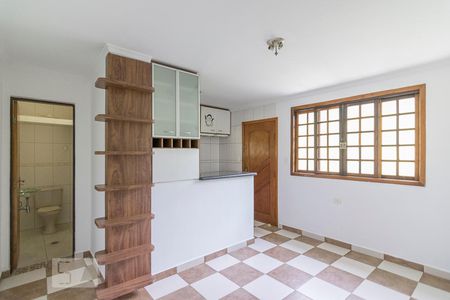 Casa à venda com 121m², 3 quartos e 4 vagas Casa à venda com 121m², 3 quartos e 4 vagasCopa