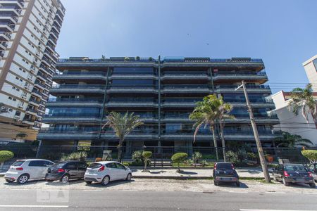 Apartamento à venda com 198m², 3 quartos e 3 vagasFachada