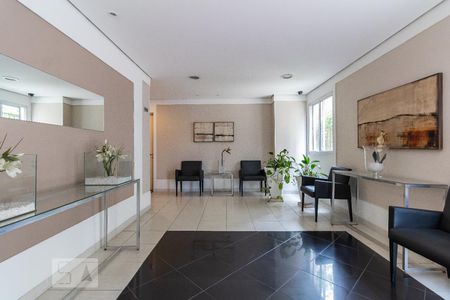 Apartamento à venda com 50m², 2 quartos e 1 vaga Apartamento à venda com 50m², 2 quartos e 1 vagaHall Social - Condomínio