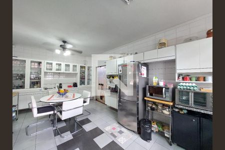 Casa à venda com 500m², 6 quartos e 6 vagasCozinha